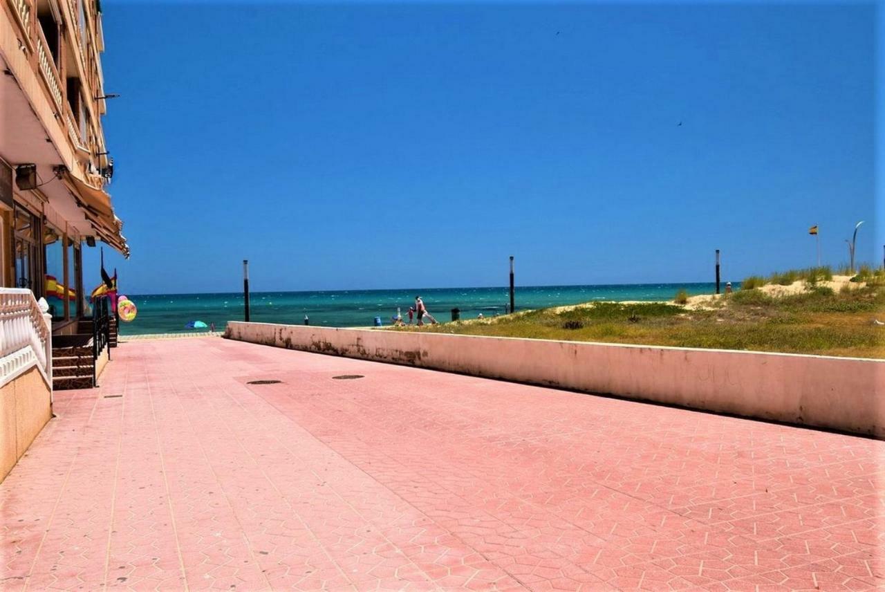 34 Retro Beach House - Alicante Real Estate Torrevieja Zewnętrze zdjęcie